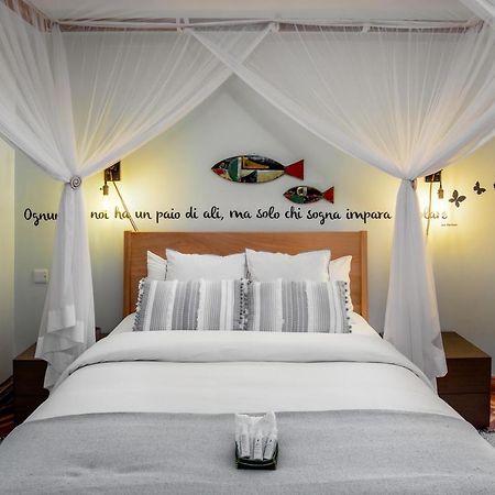 Ewange - A Casa Mia Bed and Breakfast Kampala Buitenkant foto