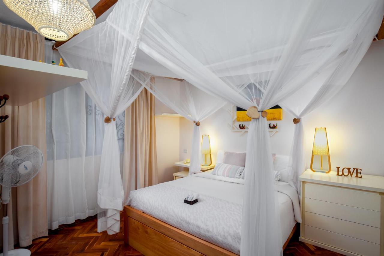 Ewange - A Casa Mia Bed and Breakfast Kampala Buitenkant foto