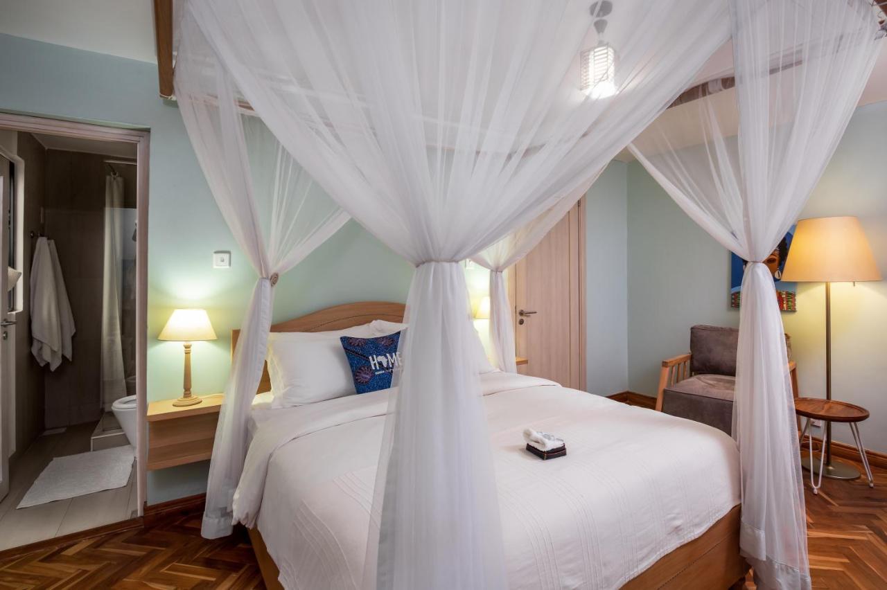 Ewange - A Casa Mia Bed and Breakfast Kampala Buitenkant foto